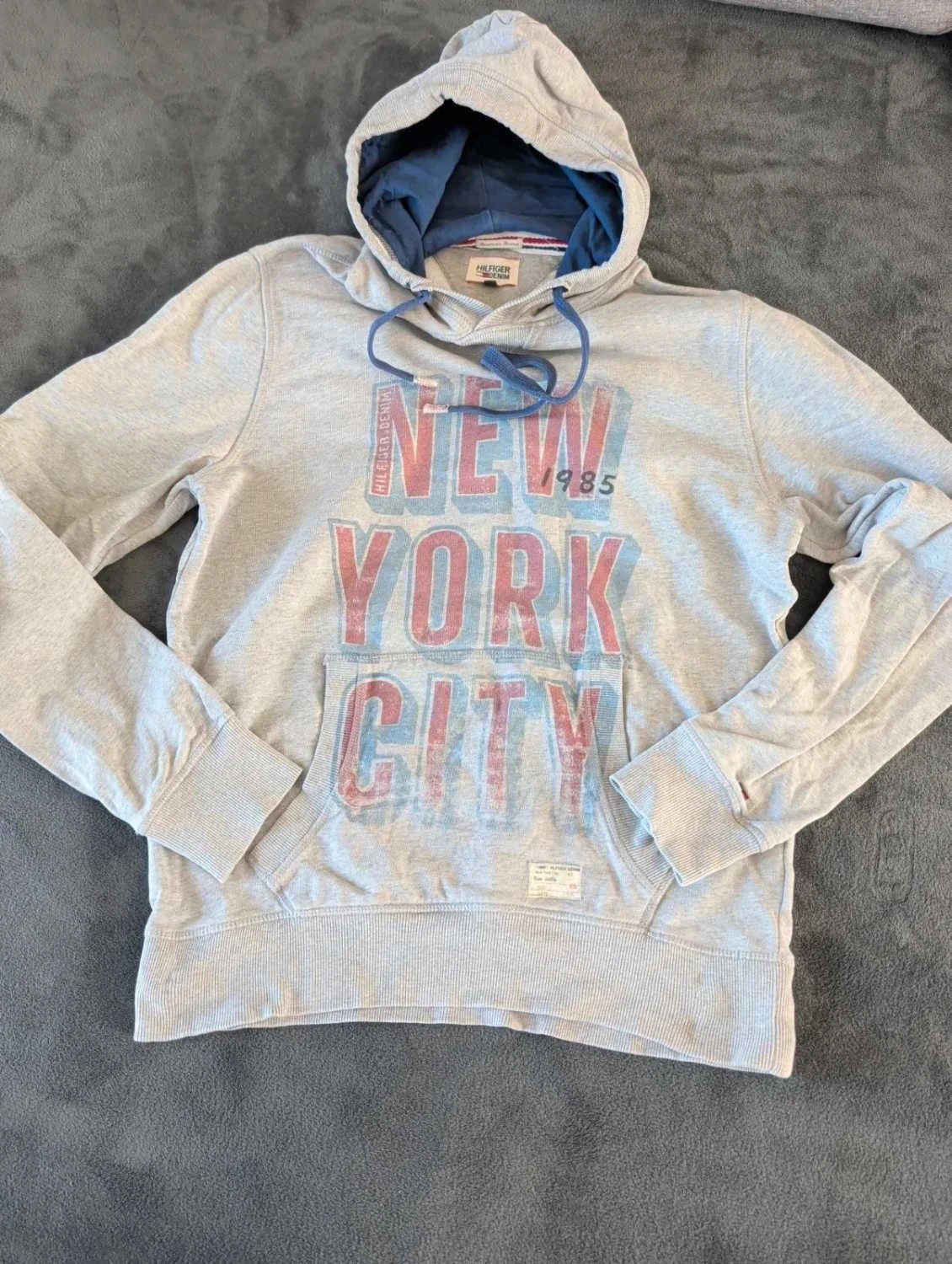 C112 Sweat a capuche Tommy Hilfiger taille M